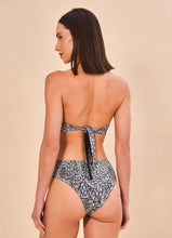 Indlæs billede i galleriet, Model Back: Uv Line Ensemble Set Bandeau Asas Upf50+
