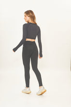 Indlæs billede i galleriet, Model Back: Uv Line Fitness Bas Legging Fit Aspen Black Upf50+