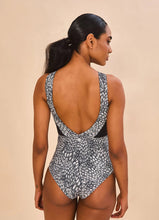Indlæs billede i galleriet, Image 02: Uv Line Une Pièce Swimsuit Verena Asas Upf50+