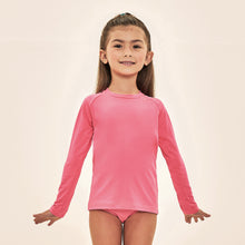 Indlæs billede i galleriet, Model Front: Uv Line T-Shirt Acqua Qr Code Chiclete Fluor Upf50+