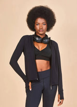 Indlæs billede i galleriet, Gallery: Uv Line T-Shirt Jacket Fem New Fit Black Upf50+