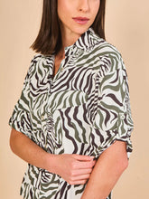 Indlæs billede i galleriet, Image 03: Uv Line Chemise Shirt Copa Fauna Upf50+
