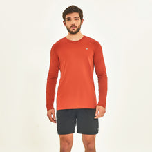 Indlæs billede i galleriet, Model Front: Uv Line T-Shirt Longsleeve Sport Fit Ferrugem Upf50+