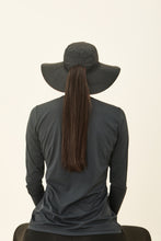 Indlæs billede i galleriet, Image 06: Uv Line Chapeau Souple/Capeline San Diego Preto Caramelo Upf50+
