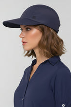 Indlæs billede i galleriet, Image 02: Uv Line Casquette Visor Capri Colors Nac Fem Navy Blue Upf50+
