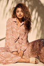 Indlæs billede i galleriet, Image 05: Uv Line Chemise Shirt Vitoria Tie Dye Pitanga Upf50+
