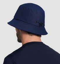 Indlæs billede i galleriet, Model Back: Uv Line Bob Hat Toronto Colors Masc Navy Blue Upf50+
