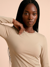 Indlæs billede i galleriet, Image 06: Uv Line T-Shirt Longsleeve Fem New Fit Sand Upf50+
