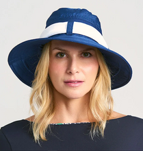 Indlæs billede i galleriet, Model Front: Uv Line Chapeau Souple/Capeline Paris Ville Azul/Branco
