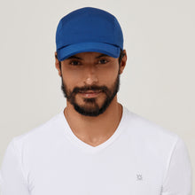 Indlæs billede i galleriet, Model Front: Uv Line Casquette Cap Athletic Dry 2021 Masc Nav Yblue Upf50+
