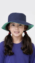 Indlæs billede i galleriet, Model Front: Uv Line Chapeau Souple/Capeline Hat California Inf Navy Blue Lagoa Upf50+
