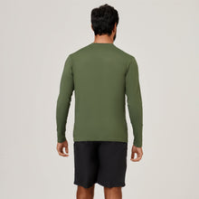 Indlæs billede i galleriet, Model Back: Uv Line T-Shirt Longsleeve Uvpro Green Militar Upf50+
