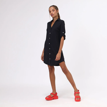 Indlæs billede i galleriet, Image 02: Uv Line Chemise Shirtdress Copenhagen Fem Black Upf50+
