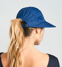 Indlæs billede i galleriet, Model Back: Uv Line Casquette Visor Nice Fem Navy Blue Upf50+
