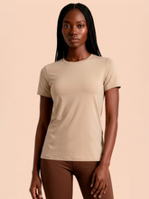 Indlæs billede i galleriet, Gallery: Uv Line T-Shirt T-Shirt Fem New Fit Fem Sand Upf50+
