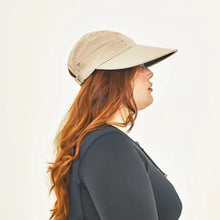 Indlæs billede i galleriet, Image 04: Uv Line Casquette Visor Capri Colors Areia Preto Upf50+
