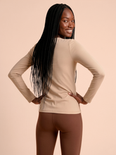Indlæs billede i galleriet, Image 05: Uv Line T-Shirt Longsleeve Fem New Fit Sand Upf50+

