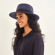 Indlæs billede i galleriet, Image 02: Uv Line Chapeau Panama Hat Shanghai Imp Uni Navy Blue Upf50+
