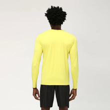 Indlæs billede i galleriet, Model Back: Uv Line T-Shirt Longsleeve Uvpro Masc Yellow Upf50+
