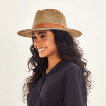 Indlæs billede i galleriet, Image 02: Uv Line Chapeau Fedora Hat Giovana Imp Fem Mescla Upf50+
