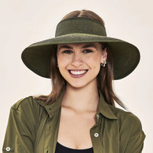 Indlæs billede i galleriet, Model Front: Uv Line Visière Visor Siena Imp Fem Militar Green Upf50+
