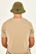 Indlæs billede i galleriet, Model Back: Uv Line Bob Hat Toronto Colors Masc Military Green Upf50+
