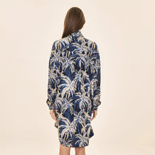 Indlæs billede i galleriet, Model Back: Uv Line Chemise Shirtdress Ipanema Coqueiros Marinho Upf50+
