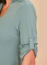 Indlæs billede i galleriet, Image 04: Uv Line Chemise Shirtdress Copenhagen Water Green Upf50+
