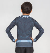 Indlæs billede i galleriet, Model Back: Uv Line T-Shirt Acqua Pantera Negra V20 Ml Inf Estampa
