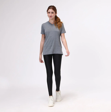 Indlæs billede i galleriet, Model Front: Uv Line Fitness Haut Sport Fit Mescla Fem
