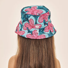 Indlæs billede i galleriet, Model Back: Uv Line Bob Napoli Kids Hibiscus Upf50+
