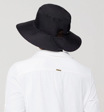 Indlæs billede i galleriet, Model Back: Uv Line Bob Hat California Nac Fem Black Upf50+
