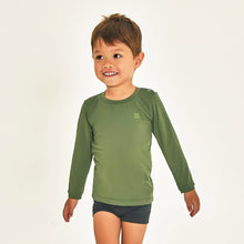 Indlæs billede i galleriet, Model Front: Uv Line T-Shirt Longsleeve Baby Green Militar Upf50+
