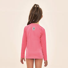 Indlæs billede i galleriet, Model Back: Uv Line T-Shirt Acqua Qr Code Chiclete Fluor Upf50+
