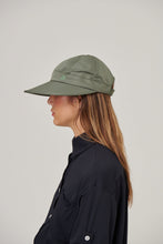 Indlæs billede i galleriet, Image 02: Uv Line Casquette Visor Nice Fem Militar Green Upf50+
