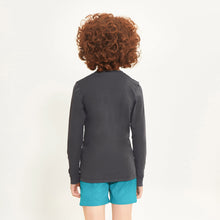 Indlæs billede i galleriet, Model Back: Uv Line T-Shirt Longsleeve Uvpro Kids Preto Upf50+

