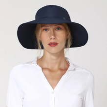 Indlæs billede i galleriet, Model Front: Uv Line Chapeau Souple/Capeline Hat Lyon Nac L Fem Navy Blue Upf50+
