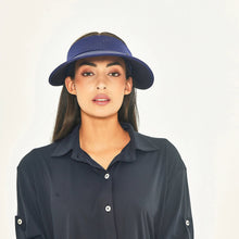 Indlæs billede i galleriet, Model Front: Uv Line Visière Grecia Navy Fit Upf50+
