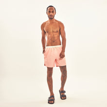 Indlæs billede i galleriet, Pink UPF50+ boxershorts
