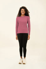 Indlæs billede i galleriet, Model Front: Uv Line T-Shirt Camiseta Uvpro Br Ml Malva Upf50+
