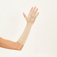 Indlæs billede i galleriet, Model Back: Uv Line Gants Long Glove Chocolate Upf50+
