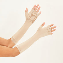 Indlæs billede i galleriet, Image 05: Uv Line Gants Long Glove Chocolate Upf50+
