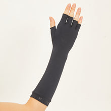Indlæs billede i galleriet, Model Back: Uv Line Gants Long Gloves Fpu50+ Black Uv
