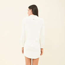 Indlæs billede i galleriet, Model Back: Uv Line Chemise Shirtdress Copenhagen Offwhite Upf50+
