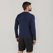 Indlæs billede i galleriet, Model Back: Uv Line Fitness Haut Sport Fit Mas Ml Marinho Upf50+
