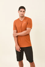 Indlæs billede i galleriet, Gallery: Uv Line T-Shirt Pour Homme T-Shirt Sport Fit Caramelo Upf50+

