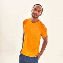 Indlæs billede i galleriet, Image 03: Uv Line T-Shirt Pour Homme T-Shirt Sport Fit Orange Upf50+
